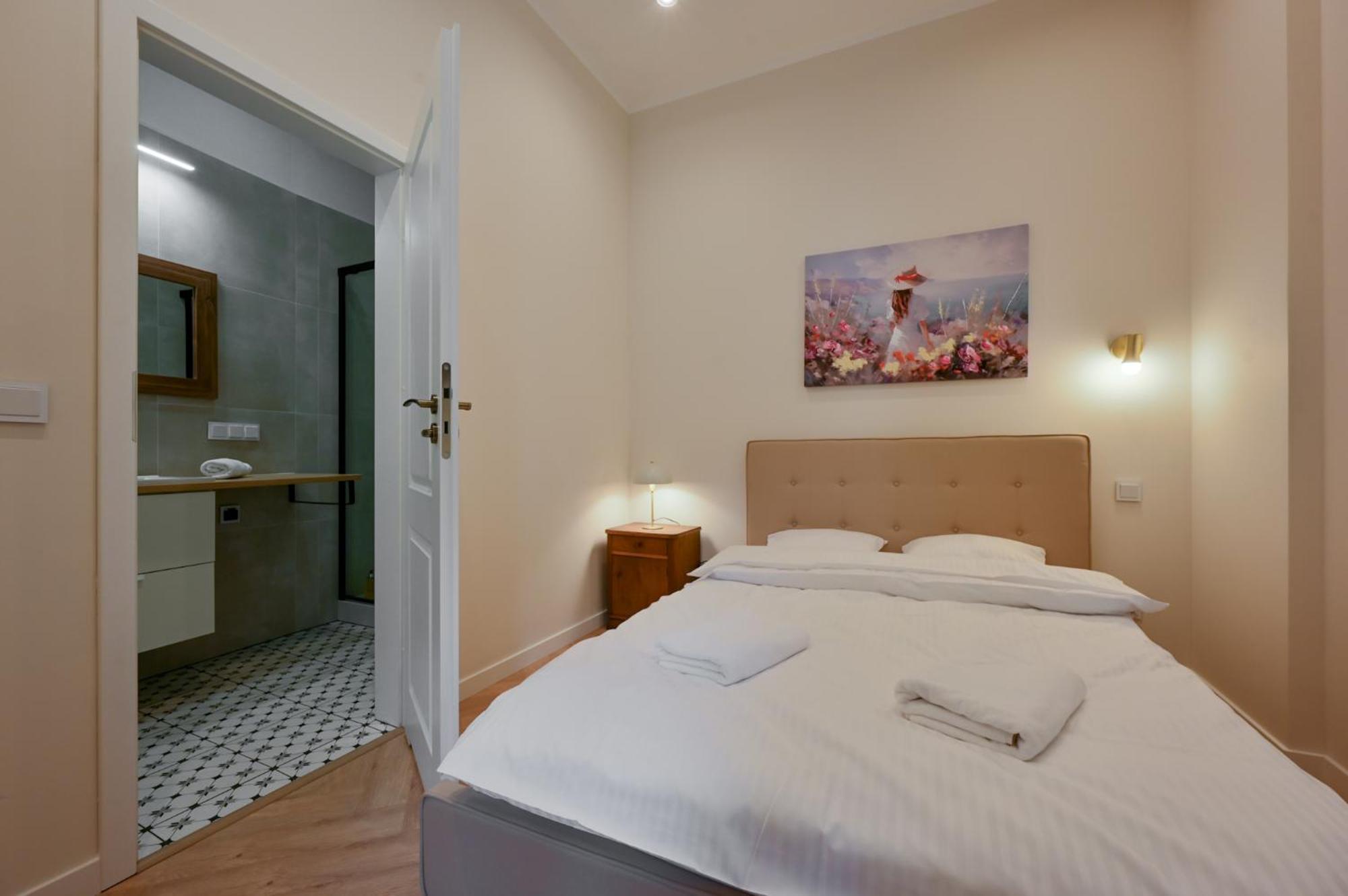 Rentplanet - Plac Matejki * Krakow